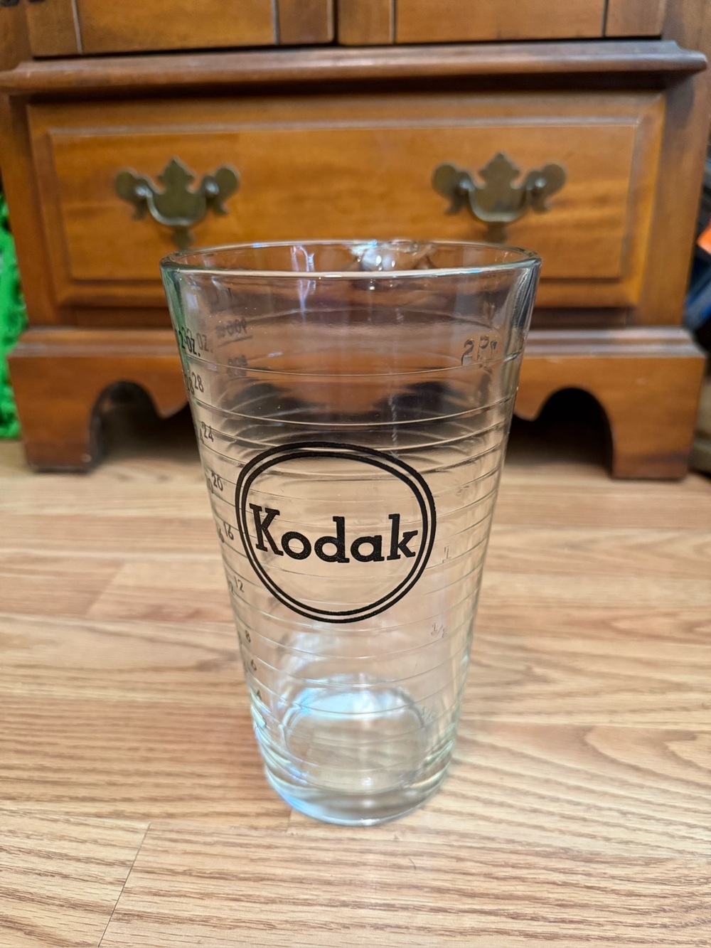 Kodak Glass Darkroom Beaker Graduate Measuring Cup 16 oz 500 cc like new!